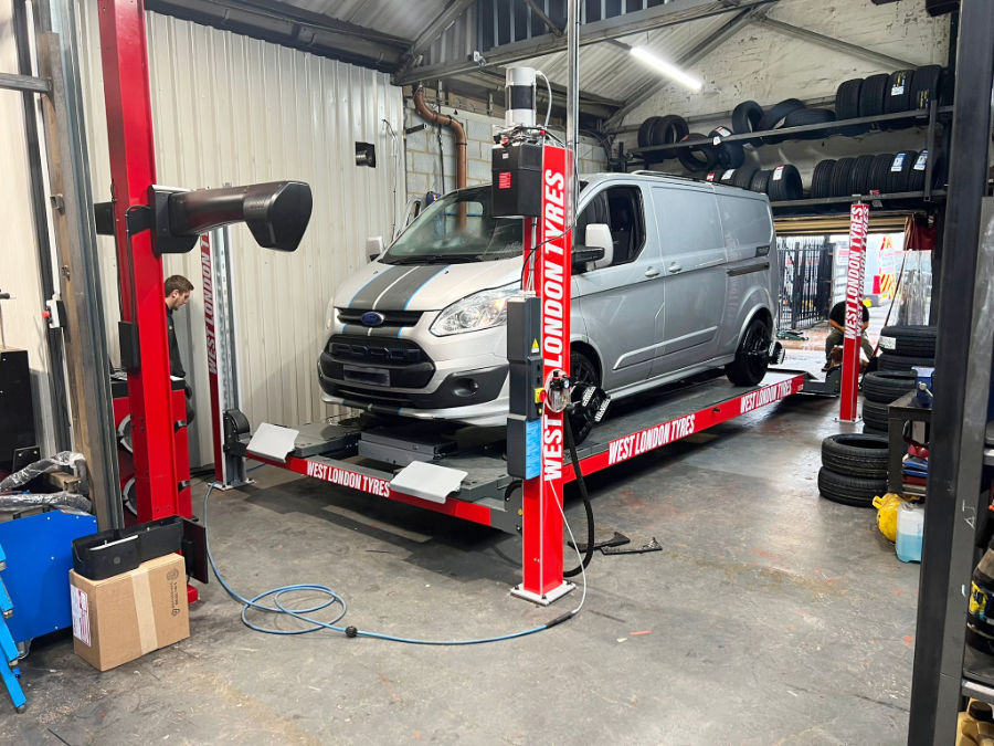 West London Tyre replacement Garage 45